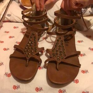 Mudd brand brown sandals